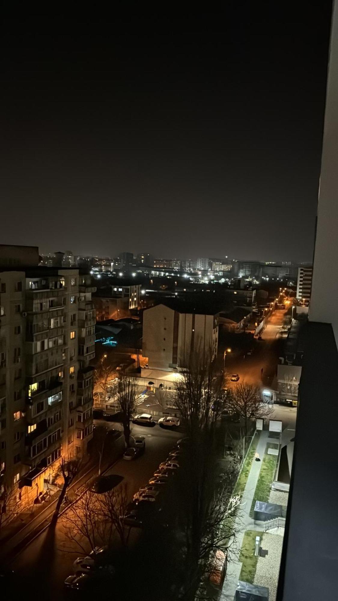The Moon View Apartment Bucureşti Exterior foto