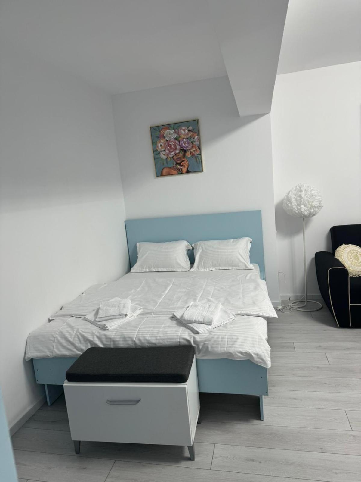 The Moon View Apartment Bucureşti Exterior foto
